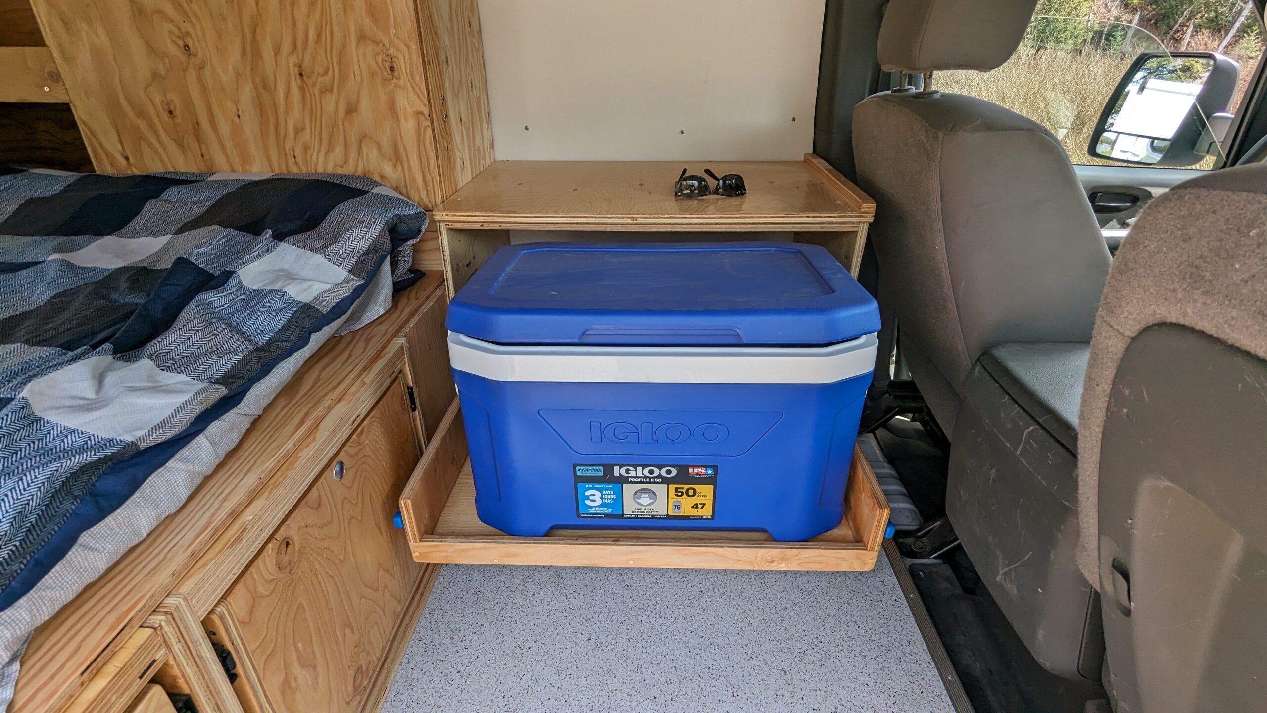 Removable non-electric cooler