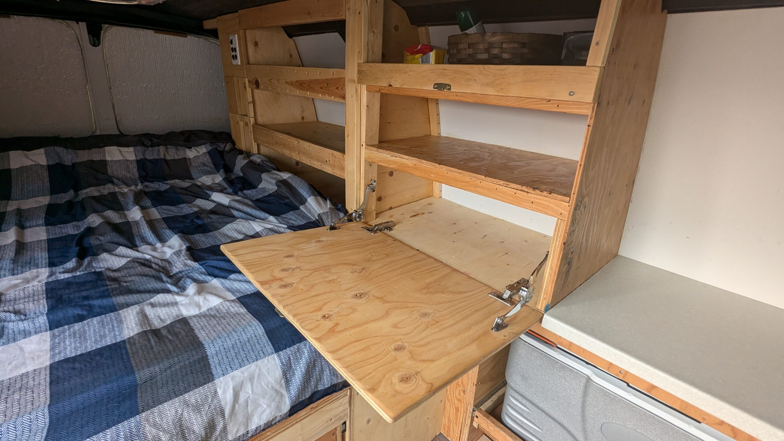 Grand espace de rangement pour la nourriture